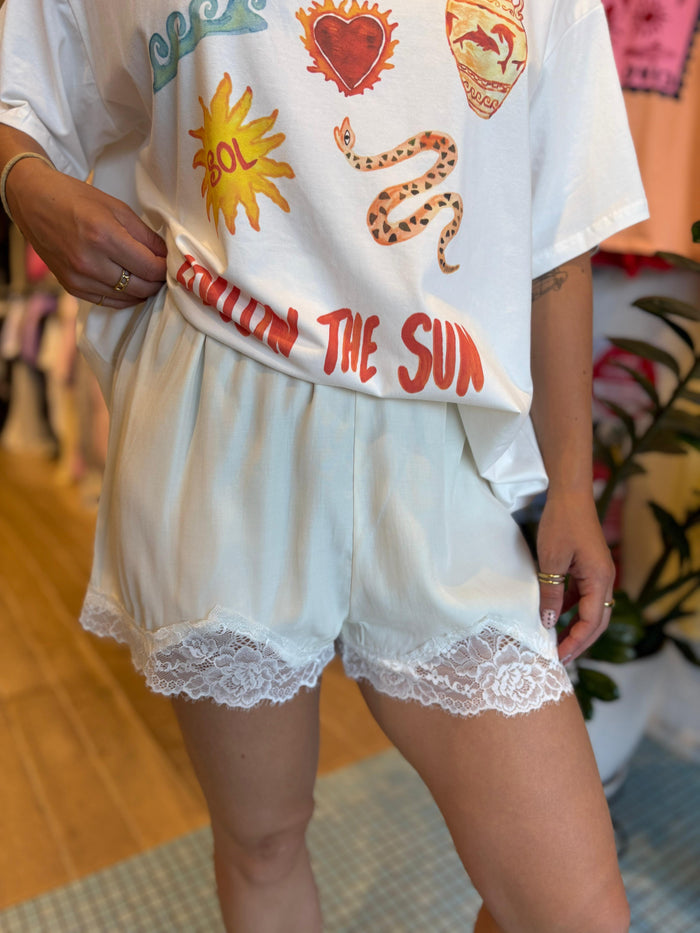 Vintage Cream Lacey Shorts – By Frankie