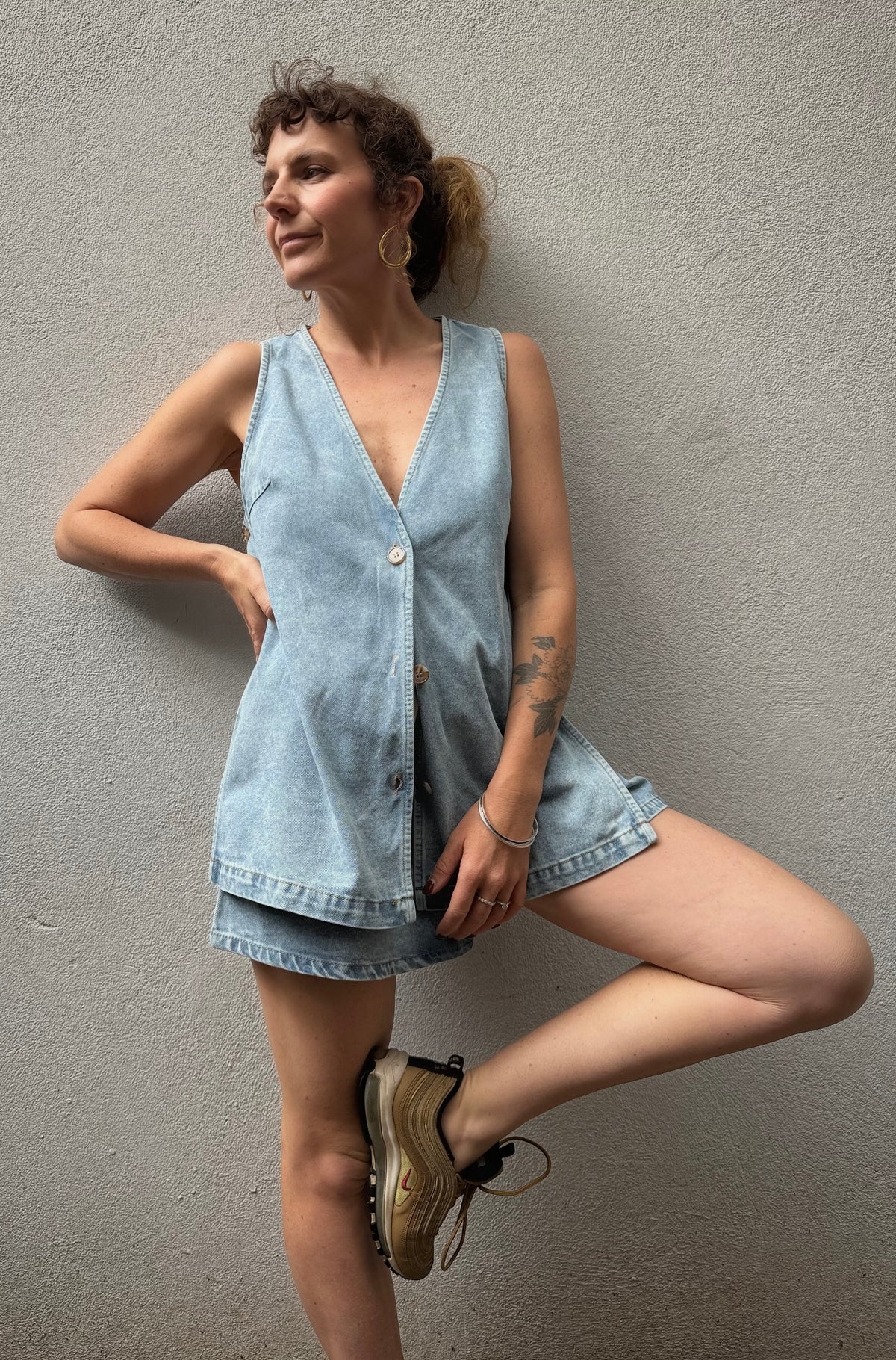 Open Side Button-Up Vest Top- Light Wash - By Frankie