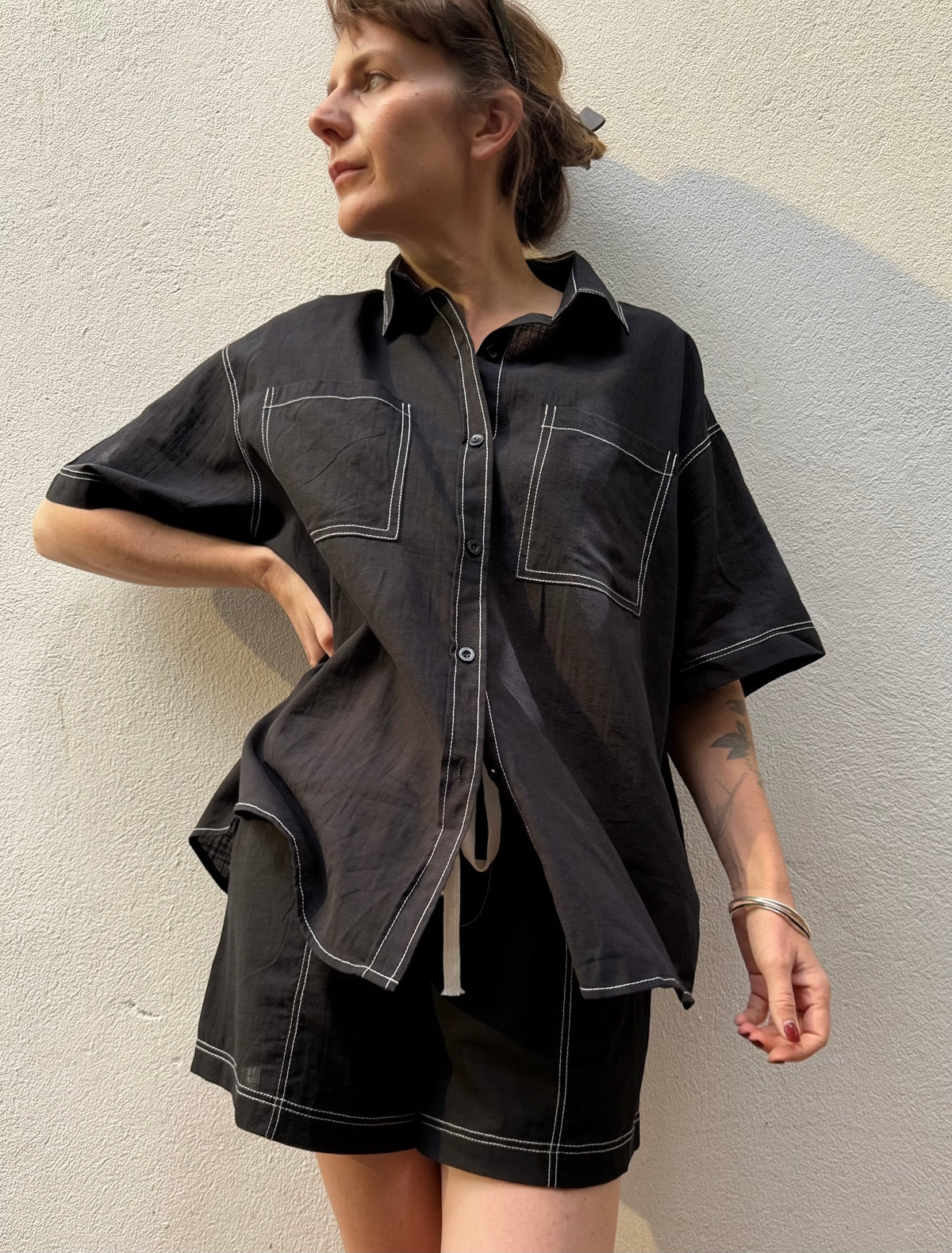 Contrast Stitch Cotton Shirt – Black / White – By Frankie