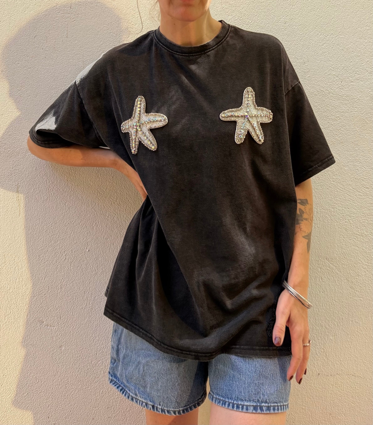 Diamanté Starfish Graphic Tee – Washed Black - By Frankie