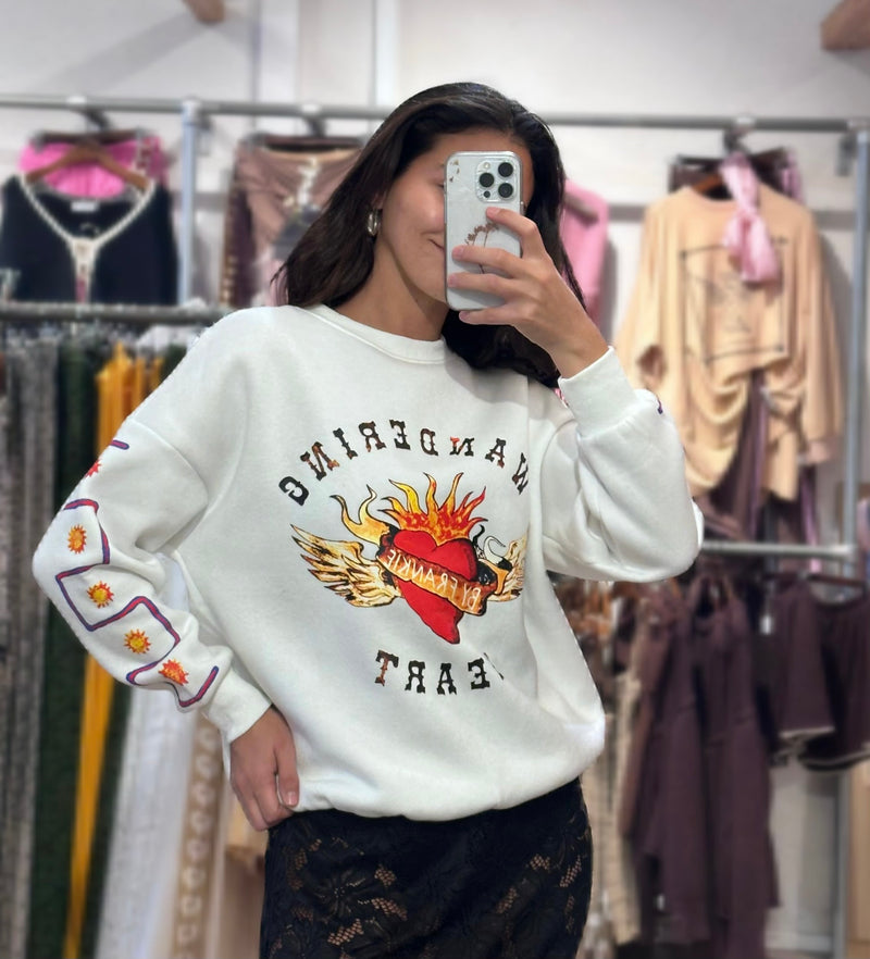By Frankie / Wandering Hearts Fleece Jumper - White