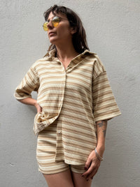 Stripe Rib Shirt – Beige & Brown – By Frankie