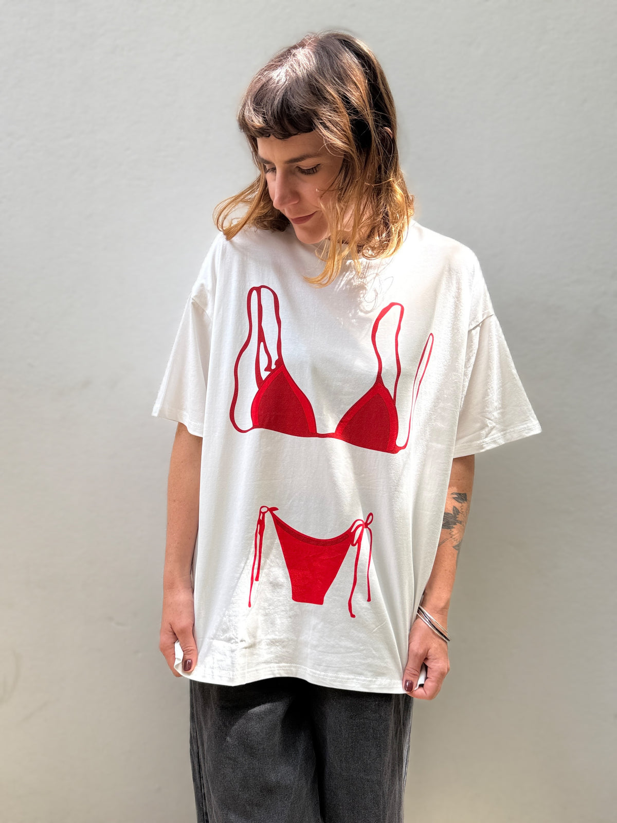 Bikini Graphic Oversized Tee – By Frankie