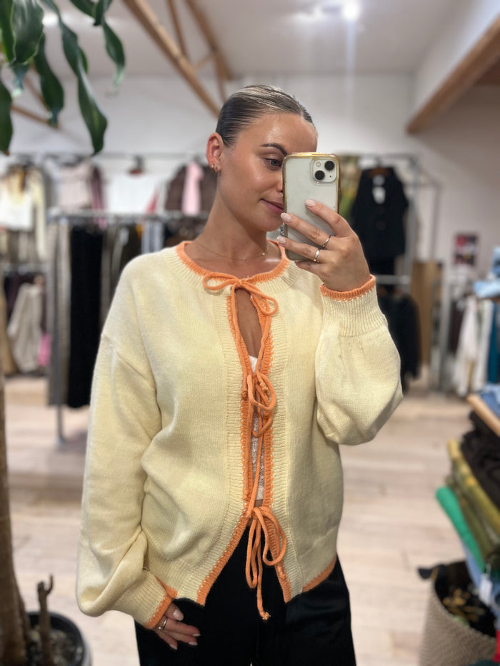 Tie Knot Knit - Fanta Trim / By Frankie