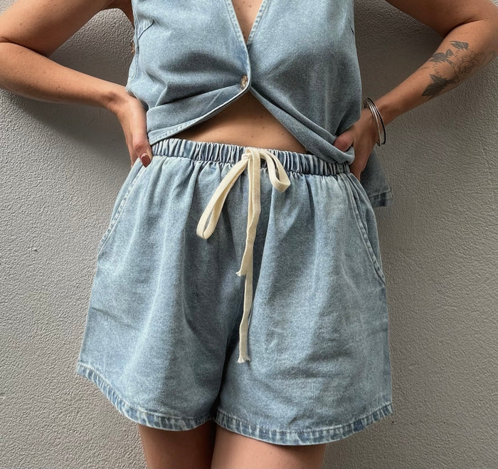 Tie-Front Denim Shorts - Light Wash – By Frankie
