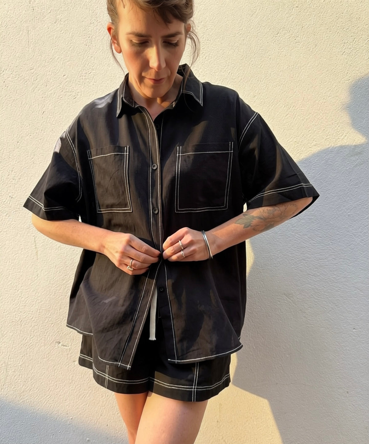 Contrast Stitch Cotton Shorts – Black / White – By Frankie