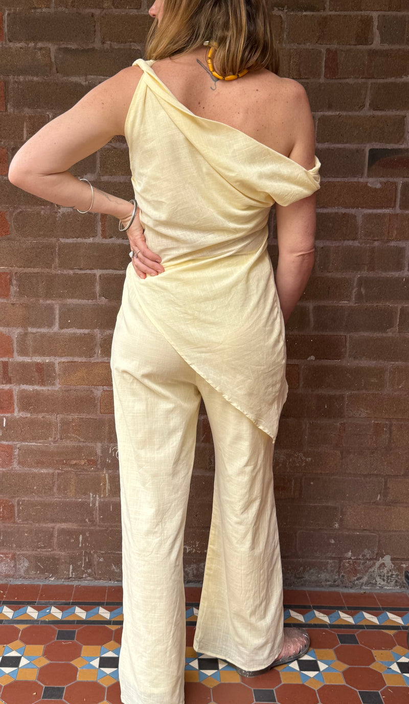 Soft Yellow Off-Shoulder Cotton Top – By Frankie (Copy)